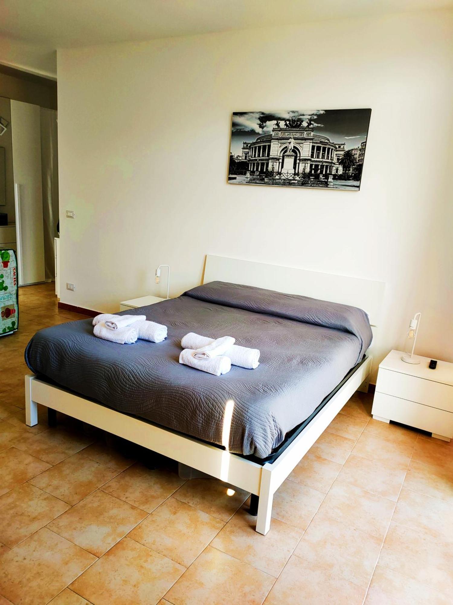 Sofia Apartment Палермо Екстериор снимка
